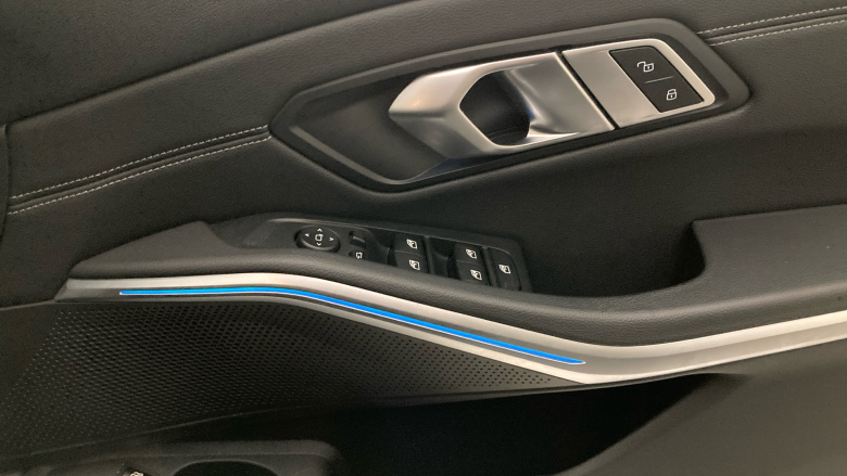 BMW 3 Series 330e M Sport 4dr Step Auto Saloon